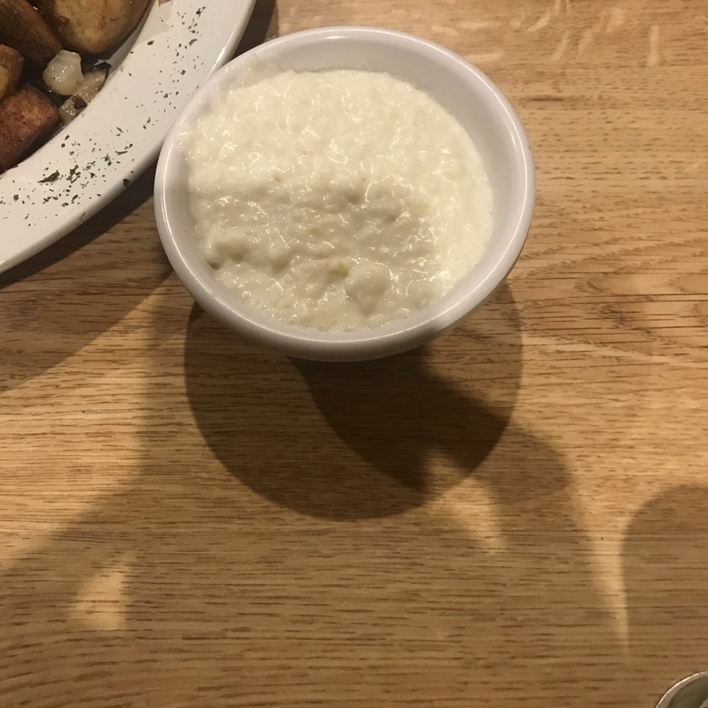 Amari's Restaurant - Creamy cheesy grits - New American Near Me - Philadelphia, Pennsylvania Amari's Restaurant - Creamy cheesy grits - New American Near Me - Philadelphia, Pennsylvania
