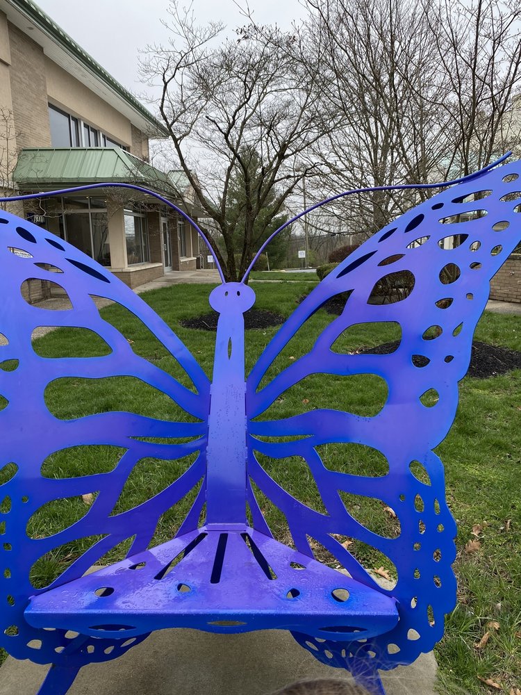 BUTTERFLY BENCH - Updated June 2024 - 422 Main St, Shelbyville ...