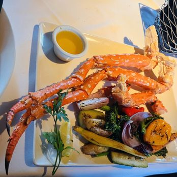 Chart House - Crab Legs - Seafood Near Me - Boston, Massachusetts Chart House - Crab Legs - Seafood Near Me - Boston, Massachusetts