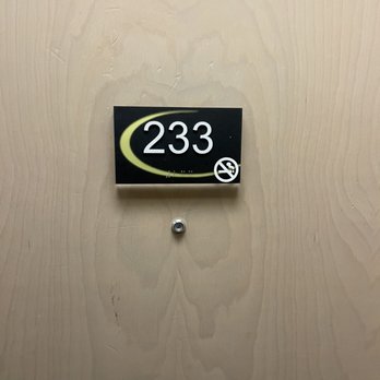 Super 8 by Wyndham Corvallis - Our first room - Hotels Near Me - Corvallis, Oregon