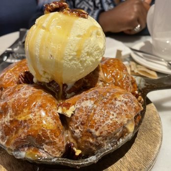 Deville Dinerbar - Monkey Bread - Diners Near Me - Montreal, Quebec Deville Dinerbar - Monkey Bread - Diners Near Me - Montreal, Quebec