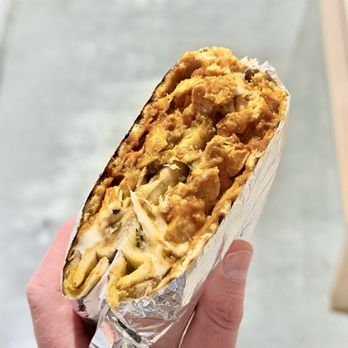 Fontys Deli Dukaan - Chicken tikka naan-ini - Sandwiches Near Me - New York, New York