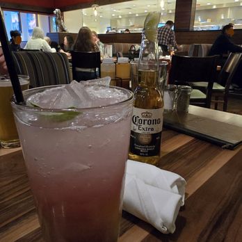 Lazy Dog Restaurant & Bar - Breakfast & Brunch Near Me - Northbrook, Illinois