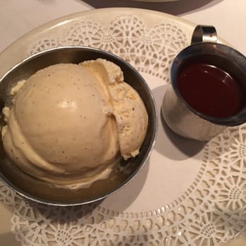 Petterinos - Vanilla ice cream - American Near Me - Chicago, Illinois Petterinos - Vanilla ice cream - American Near Me - Chicago, Illinois