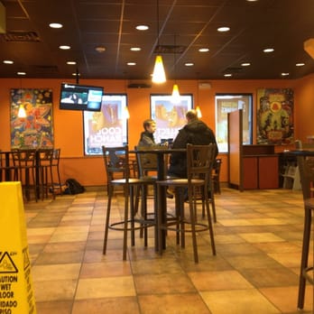 Taco Bell - Fast Food Near Me - Highland Park, Illinois