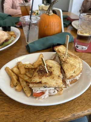 D C's On B Street by null