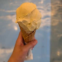 Mango with coconut milk