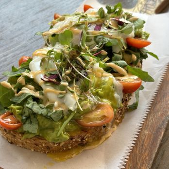 Wild Oak Cafe - Avocado Toast with Poached Eggs - Cafes Near Me - Glendale, California Wild Oak Cafe - Avocado Toast with Poached Eggs - Cafes Near Me - Glendale, California