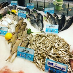 Marché De Vaise - Super etal de poisson