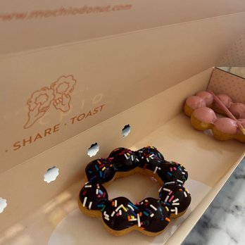 Mochio Mochi Donut - Yummy Mochi donuts - half dozen box size - Donuts Near Me - Dallas, Texas