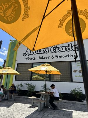 Arden's Garden Juice Bar & Smoothies East Point by null