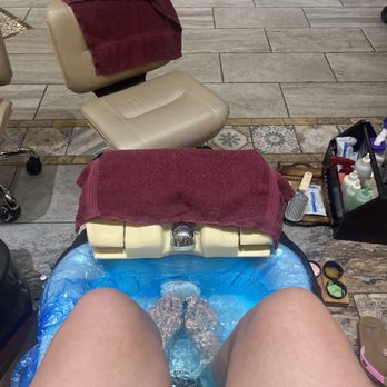 The Bello Nails Bar - Pedicure - Nail Salons Near Me - Tampa, Florida The Bello Nails Bar - Pedicure - Nail Salons Near Me - Tampa, Florida