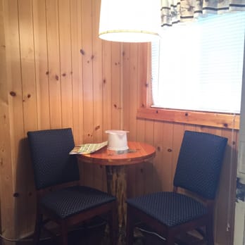 Pioneer Motel - Seating corner. - Hotels Near Me - West Yellowstone, Montana Pioneer Motel - Seating corner. - Hotels Near Me - West Yellowstone, Montana