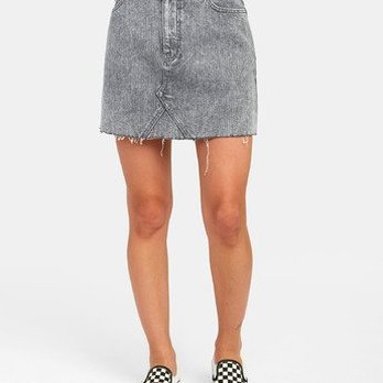 Brave Boutique - RVCA Siena Skirt - Accessories Near Me - Ashland, Virginia Brave Boutique - RVCA Siena Skirt - Accessories Near Me - Ashland, Virginia