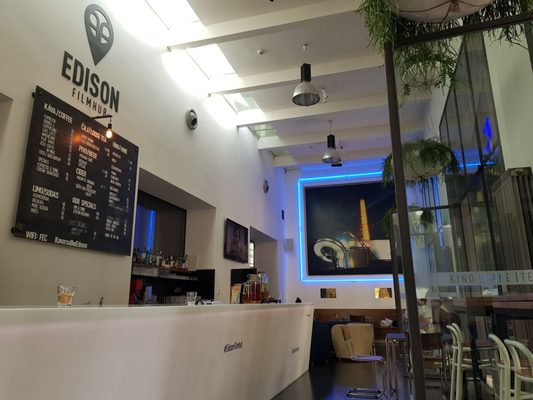 Edison Filmhub by null