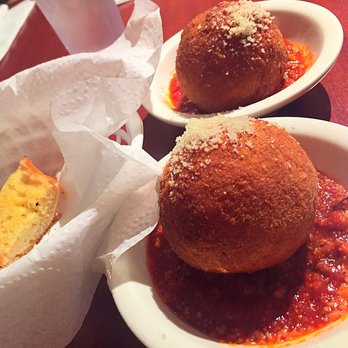 Luigi's - Italian Near Me - Pacifica, California