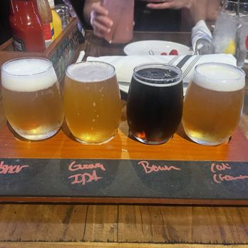 Finney's Crafthouse - Stevenson Ranch - New American Near Me - Stevenson Ranch, California