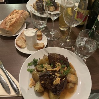 Strobi - Onglet de bœuf x 2 (hanger steak x 2) - Bistros Near Me - Paris 17, 75 Strobi - Onglet de bœuf x 2 (hanger steak x 2) - Bistros Near Me - Paris 17, 75
