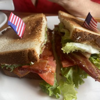 Sara's Family Restaurant - Breakfast & Brunch Near Me - Fort Wayne, Indiana