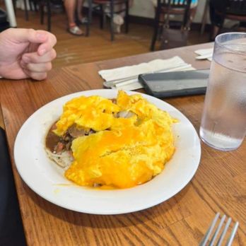 Eggs 'n Things - Waikiki Beach Eggspress - I had the Loco moco it was very good  and the waiter was very nice and working hard while being friendly. - Breakfast & Brunch Near Me - Honolulu, Hawaii