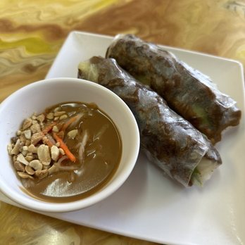 Que Huong Restaurant - Beef spring rolls - Vietnamese Near Me - Phoenix, Arizona Que Huong Restaurant - Beef spring rolls - Vietnamese Near Me - Phoenix, Arizona