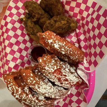Casa De Flora Bar - Pink Waffles - Coffee & Tea Near Me - Bloomfield, New Jersey