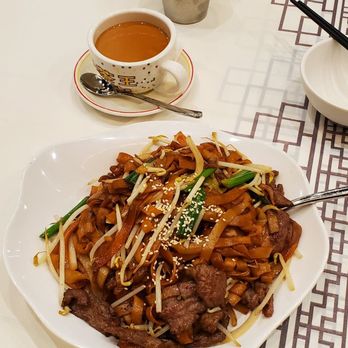 Chloe's Garden - Beef fried rice noodle - Chinese Near Me - Markham, Ontario Chloe's Garden - Beef fried rice noodle - Chinese Near Me - Markham, Ontario