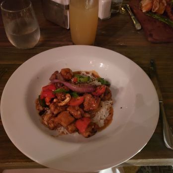 Lemmon Grass - Chicken kung pao - Signature Cuisine Near Me - Nuevo Vallarta, NAY