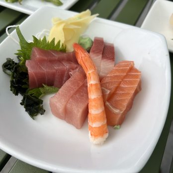 Momiji SLU - Momiji sashimi - Sushi Bars Near Me - Seattle, Washington