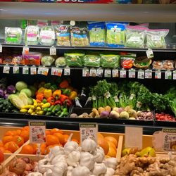 Love Whole Foods Cafe & Market - We sell 100% organically grown fresh produce!