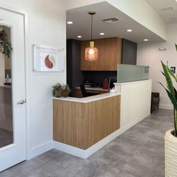 Sarasota Endodontics: Marineyda Oyola, DMD