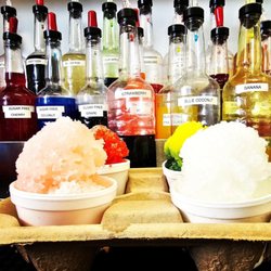 Breezy’s Shaved Ice - Shaved ice flight