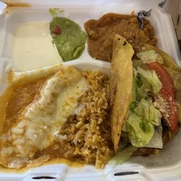 Combination plate yum Combination plate yum