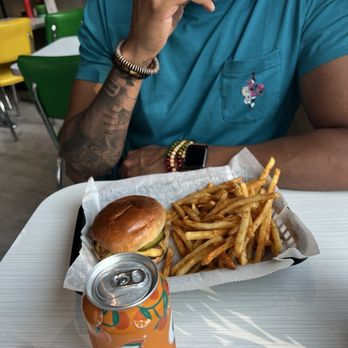 The Park Diner - Diners Near Me - Cincinnati, Ohio The Park Diner - Diners Near Me - Cincinnati, Ohio