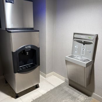 The Westin Long Beach - Ice machines on every floor with filtered water filling stations! I wish more hotels would do this...! - Hotels Near Me - Long Beach, California The Westin Long Beach - Ice machines on every floor with filtered water filling stations! I wish more hotels would do this...! - Hotels Near Me - Long Beach, California