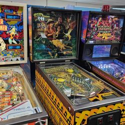 Pinball Gallery - Pinball machines.
