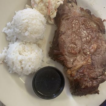 Ray's Café - Medium prime rib - American Near Me - Honolulu, Hawaii Ray's Café - Medium prime rib - American Near Me - Honolulu, Hawaii
