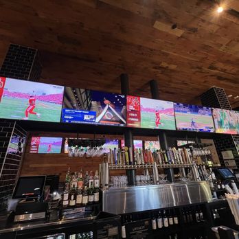 Tommy’s Tavern Tap - Bar view - Sushi Bars Near Me - Princeton, New Jersey Tommy’s Tavern Tap - Bar view - Sushi Bars Near Me - Princeton, New Jersey