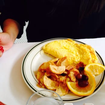 Elysian Cafe - New American Near Me - Hoboken, New Jersey