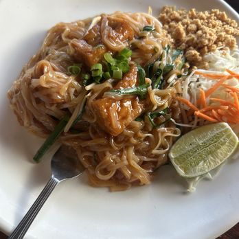 Big Monster Sushi & Thai - Pad Thai Tofu - Thai Near Me - Lihue, Hawaii