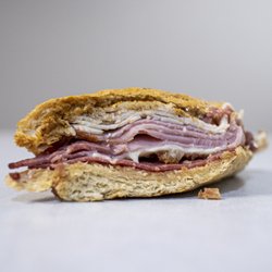 LeGrand's Market & Catering - The Big 5