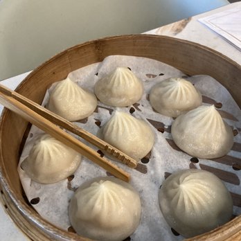 Supreme Dumplings - Supreme Pork Xiao Long Bao (8) - Shanghainese Near Me - Bellevue, Washington