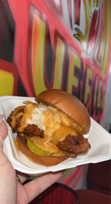 Fluffies Hot Chicken - Hackensack by null
