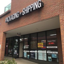 Boulder Packaging Center