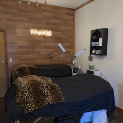 The Hunnyz Lash Spot