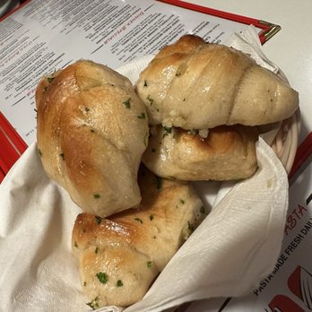 Bravo Restaurant - Garlic rolls - Italian Near Me - Aiea, Hawaii Bravo Restaurant - Garlic rolls - Italian Near Me - Aiea, Hawaii