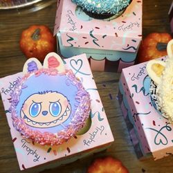 Trophy Cupcakes and Party - Customized cup cakes