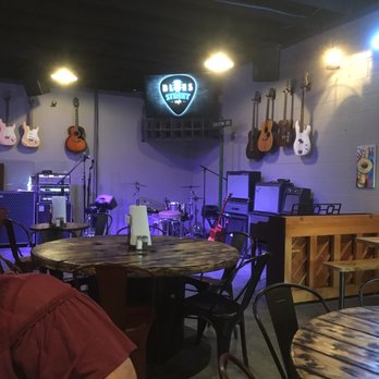 Blues Street Cafe - Cafes Near Me - Dalton, Georgia