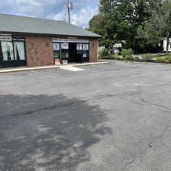Smoke Vape & Things - Exterior