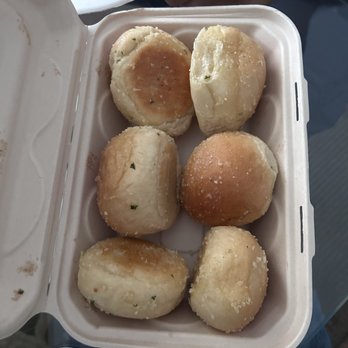 Rosie's BBQ Kitchen - Garlic rolls - Barbeque Near Me - Chatsworth, California